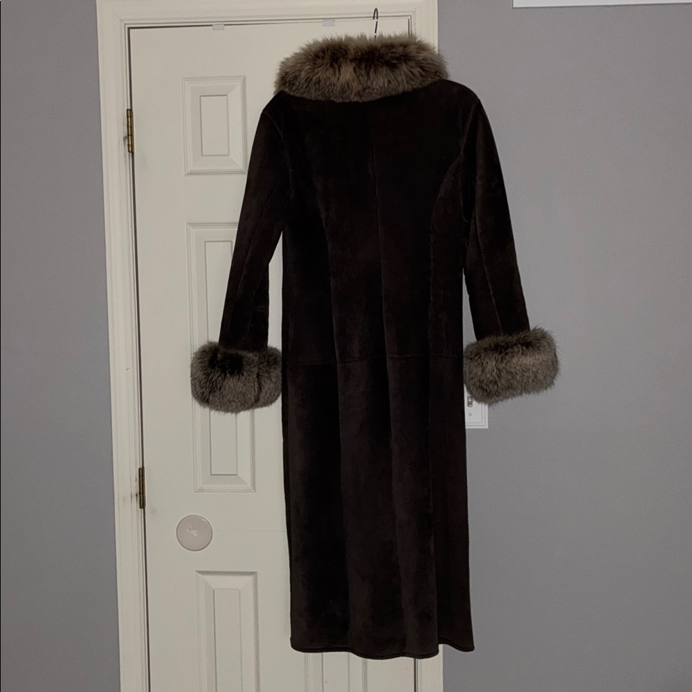Long Brown Suede Coat with Mink Fur Trim - Women's Size M - Picture 8 of 15
